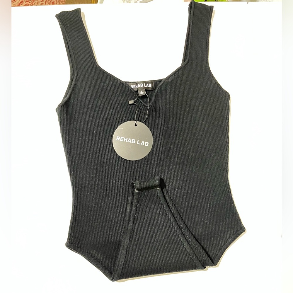 Ribbed Black Sleveless Bodysuit